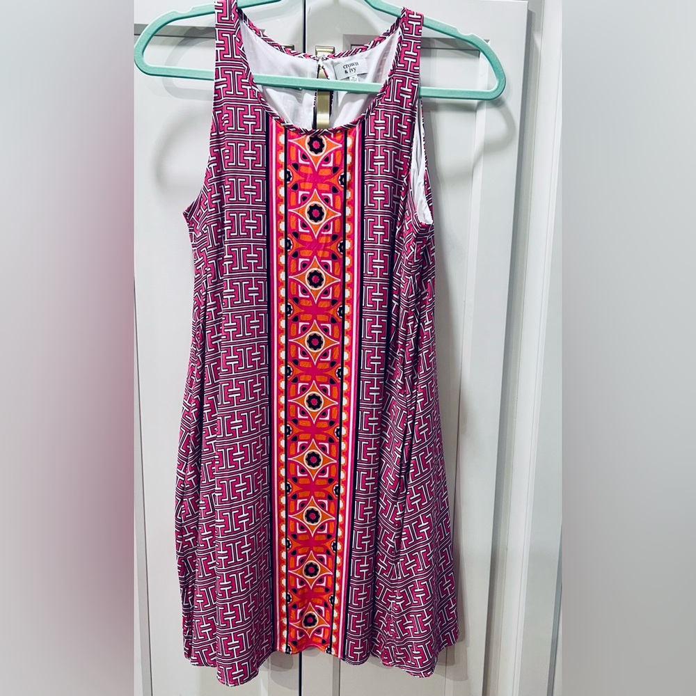Crown & Ivy Pink and Orange Geometric Mini Dress size medium.  Knee length.